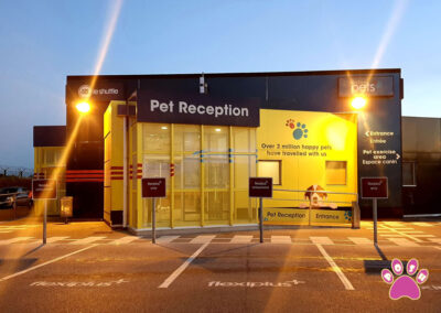 poshpetstravel 21 22